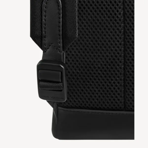 【2026】Louis Vuitton LV ヴィトン モノグラム リュック グレー 黒 シンプル 長財布 入る 33 x 41 x 18 cm