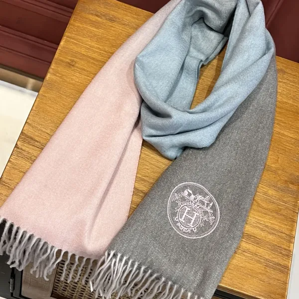 【2026】【HERMES エルメス 】スカーフ32*190CM