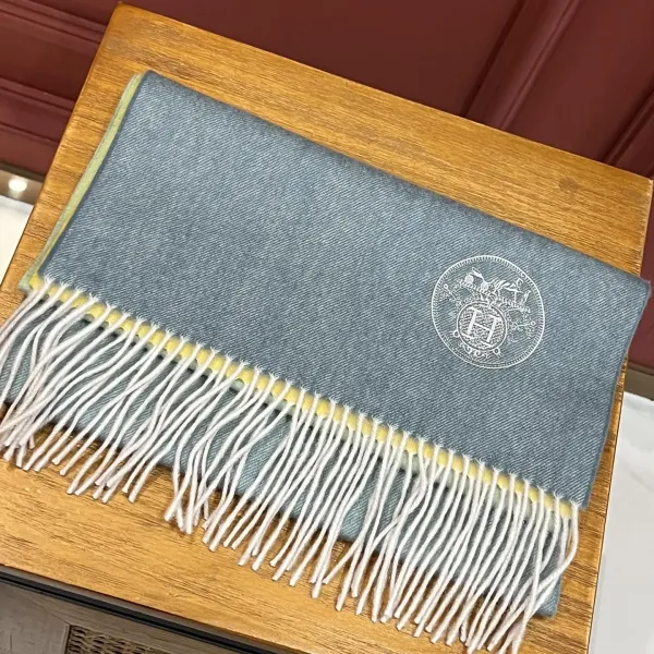 【2026】【HERMES エルメス 】スカーフ32*190CM