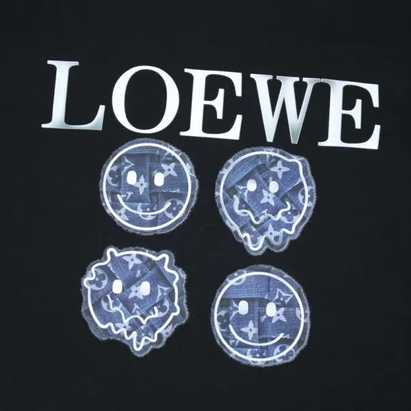【2026】【LOEWE 公式旗艦店】 ロエベ 丸首の衛衣 スウェット ご好評に付き再入荷！