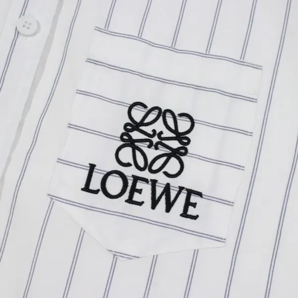 【2026】【LOEWE 公式旗艦店】 ロエベ  シャツ  ご好評に付き再入荷！