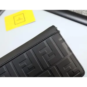【2026】FENDI（フェンディ） 財布 19X11X3CM