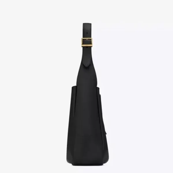 【2026】YSL 限定30個！売り切れ次第終わり！【SAINT LAURENT |公式サイトは正規品】雑誌掲載カサンドラ ホーボーバッグ。