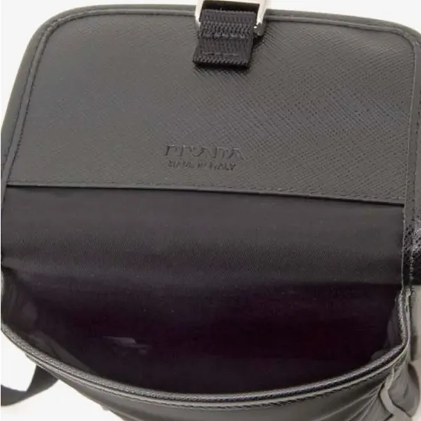 【2026】PRADA LEATHER SMARTPHONE CASE☆ショルダーバッグ