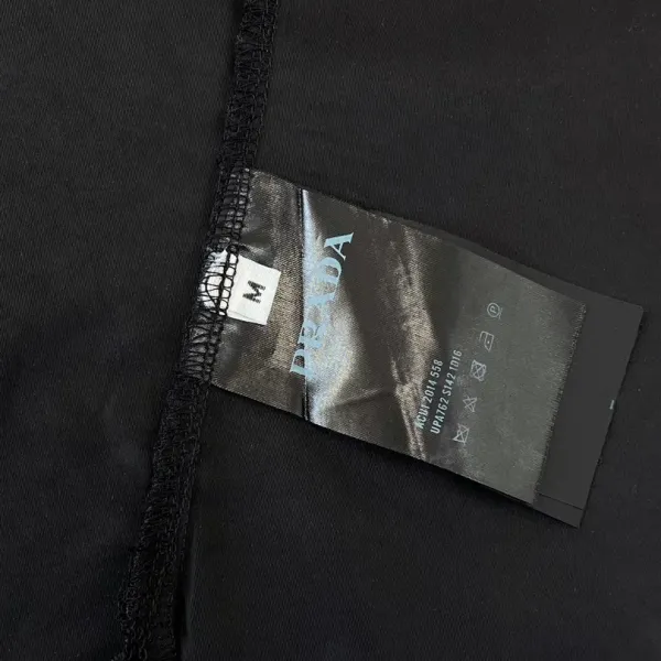 【2026】【PRADA公式旗艦店】プラダ シャツ ご好評に付き再入荷！