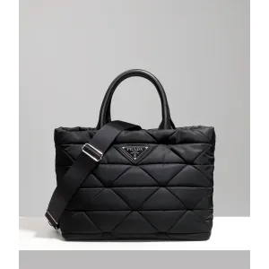 【2026】PRADA RE-NYLON ミディアム パデッドトートバッグ 33*26*17cm