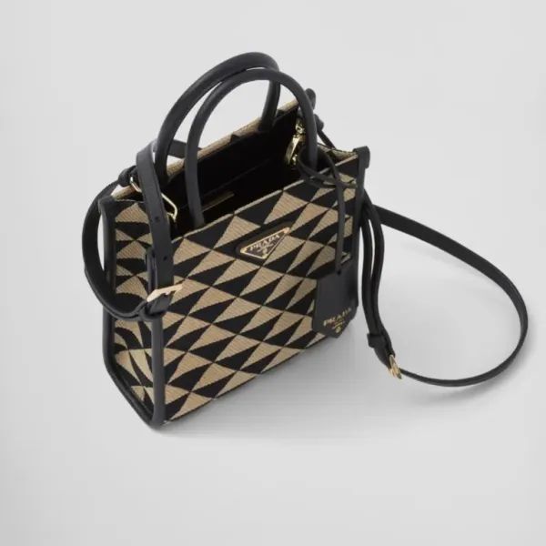 【2026】PRADA シンボル エンブロイダリージャカード ミニバッグ