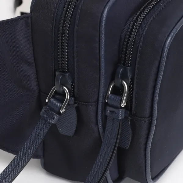 【2026】PRADA プラダメンズファッションクラシックショルダーバッグ 21*12.5*4.5cm