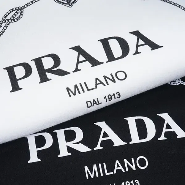 【2026】【Prada】( プラダ ) 男女兼用、ご好評に付き再入荷！