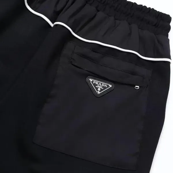 【2026】【Prada】( プラダ ) 男女兼用、ご好評に付き再入荷！