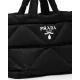 【2026】特価 3日で入荷します VERY雑誌掲載 PRADA 新作 パデッドRe Nylon トートバッグ-BUYMA