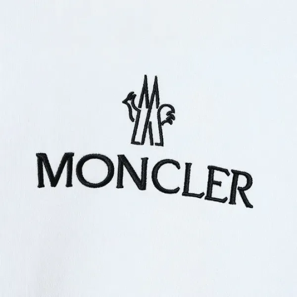 【2026】【MONCLER】男女兼用、ご好評に付き再入荷！