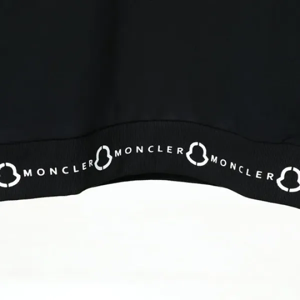 【2026】【MONCLER】モンクレール スウェットシャツ 男女兼用【即日出荷】