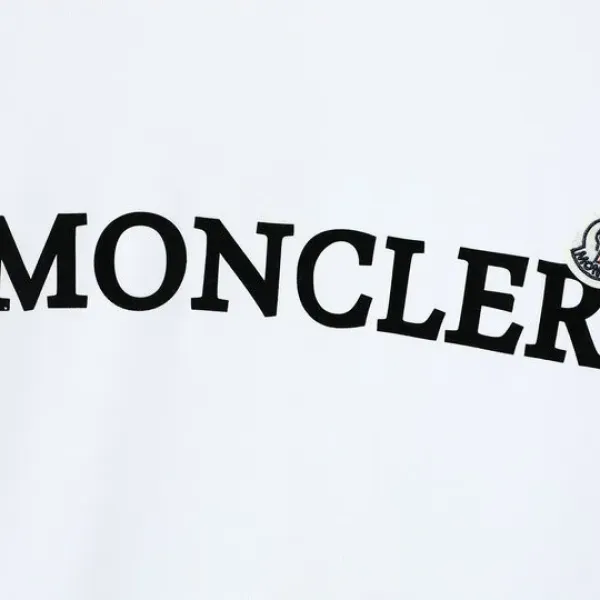 【2026】【MONCLER】モンクレール スウェットシャツ 男女兼用【即日出荷】