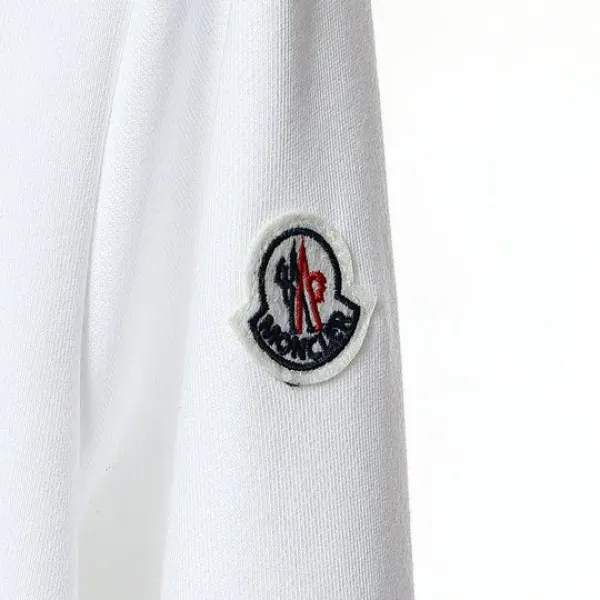 【2026】【MONCLER】モンクレール スウェットシャツ 男女兼用【即日出荷】