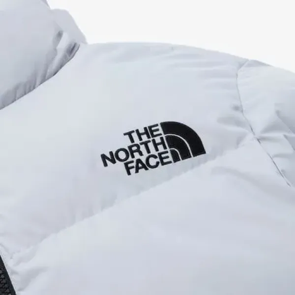 【2026】【人気が高い】【THE NORTH FACE】 ★ 1996 RETRO NUPTSE DOWN JKT ★