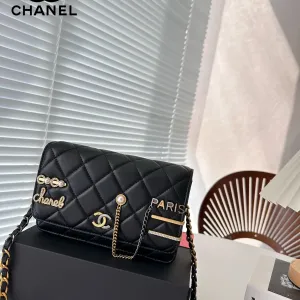 【2026】【CHANEL 公式旗艦店】シャネル   ショルダーバッグ  当日出荷 好評に付き再入荷！20*12CM