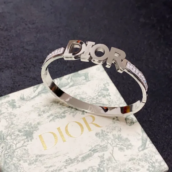 【2026】【DIOR】ブレスレット、ファッションシンプルなスタイル