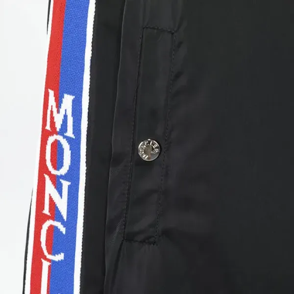 【2026】【MONCLER  公式旗艦店】モンクレール  ジャケット着好評に付き再入荷！