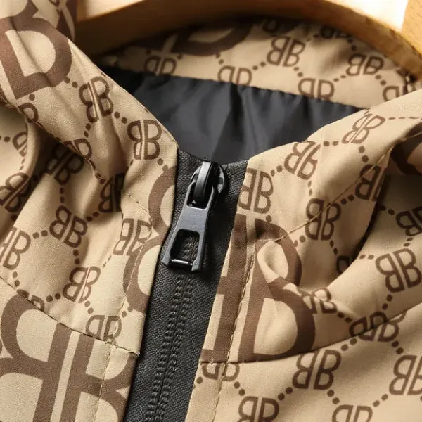 【2026】【BALENCIAGA  公式旗艦店】バレンシアガ  ジャケット着好評に付き再入荷！
