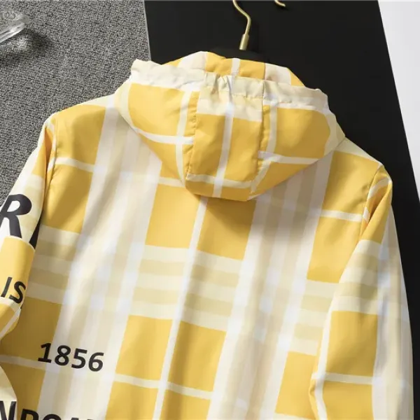 【2026】【BURBERRY 公式旗艦店】バーバリー  ジャケット着好評に付き再入荷！