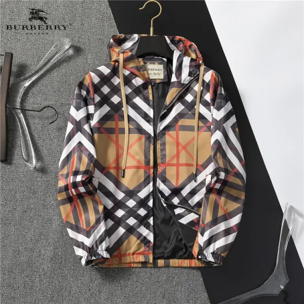 【2026】【BURBERRY 公式旗艦店】バーバリー  ジャケット着好評に付き再入荷！