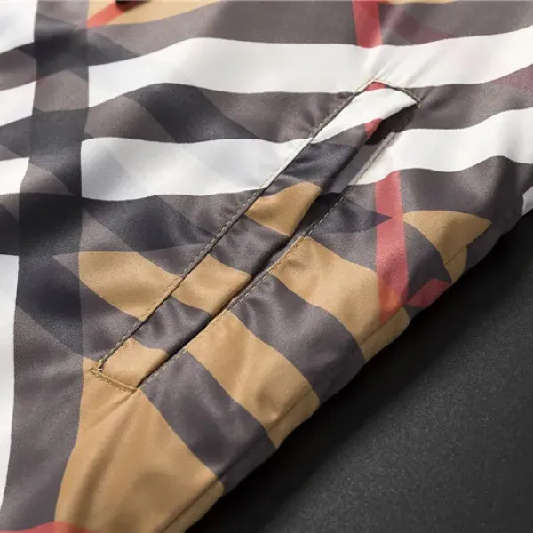 【2026】【BURBERRY 公式旗艦店】バーバリー  ジャケット着好評に付き再入荷！