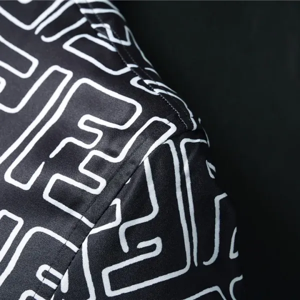 【2026】【FENDI  公式旗艦店】フェンディ シャツ ご好評に付き再入荷！