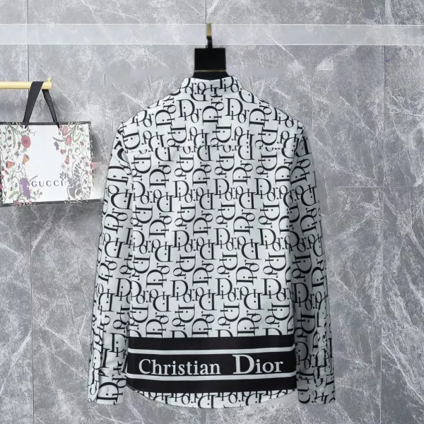 【2026】【DIOR 公式旗艦店】ディオール  シャツ ご好評に付き再入荷！