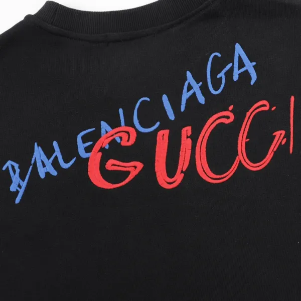 【2026】【GUCCI 公式旗艦店】グッチ 丸首の衛衣 スウェットご好評に付き再入荷! 【2026】【GUCCI 公式旗艦店】グッチ 丸首の衛衣 スウェットご好評に付き再入荷!
