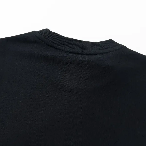 【2026】【MONCLER 公式旗艦店】モンクレール  丸首の衛衣 スウェットご好評に付き再入荷！