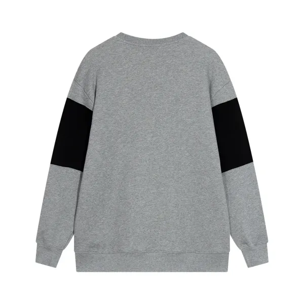 【2026】【GUCCI  公式旗艦店】グッチ  丸首の衛衣 スウェットご好評に付き再入荷！