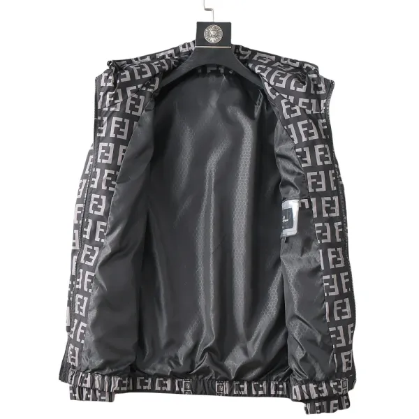 【2026】【FENDI  公式旗艦店】フェンディ  ジャケット着 好評に付き再入荷！
