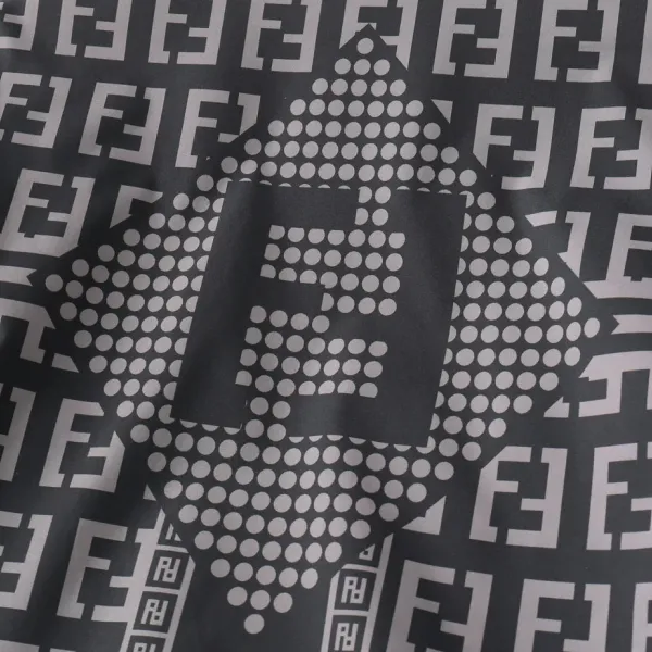 【2026】【FENDI  公式旗艦店】フェンディ  ジャケット着 好評に付き再入荷！