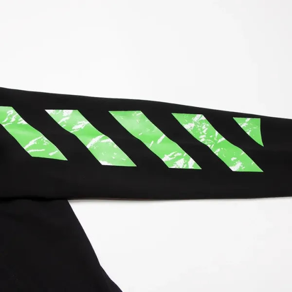 【2026】【OFF-WHITE  公式旗艦店】オフホワイトパーカースウェットご好評に付き再入荷！