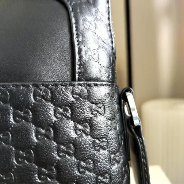 【2026】【GUCCI 公式 旗艦店】グッチ   ショルダーバッグ 当日出荷 好評に付き再入荷！26*28*5CM