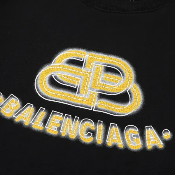 【2026】【BALENCIAGA 公式旗艦店】バレンシアガ 丸首の衛衣 スウェット ご好評に付き再入荷! 【2026】【BALENCIAGA 公式旗艦店】バレンシアガ 丸首の衛衣 スウェット ご好評に付き再入荷!