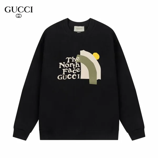 【2026】【GUCCI  公式旗艦店】グッチ  丸首の衛衣 スウェットご好評に付き再入荷！