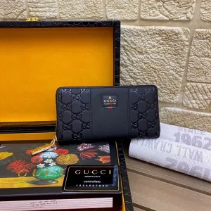 【2026】【GUCCI 公式 旗艦店】グッチ 財布  当日出荷 好評に付き再入荷！21*10*2.5CM