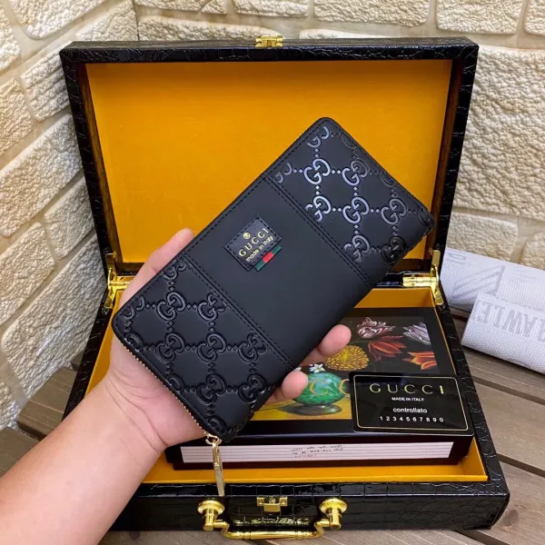 【2026】【GUCCI 公式 旗艦店】グッチ 財布  当日出荷 好評に付き再入荷！21*10*2.5CM