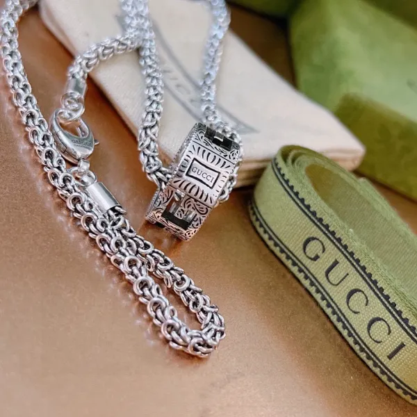【2026】【GUCCI】ネックレス、新しいネックレス万能シンプルファッションオーナメント