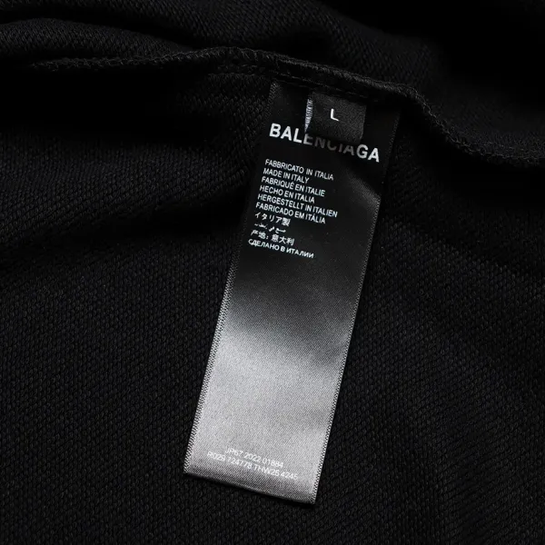 【2026】【BALENCIAGA 公式旗艦店】バレンシアガ  パーカー  ウェット ご好評に付き再入荷！