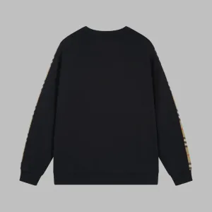 【2026】【BURBERRY  公式旗艦店】バーバリー丸首の衛衣 スウェットご好評に付き再入荷！