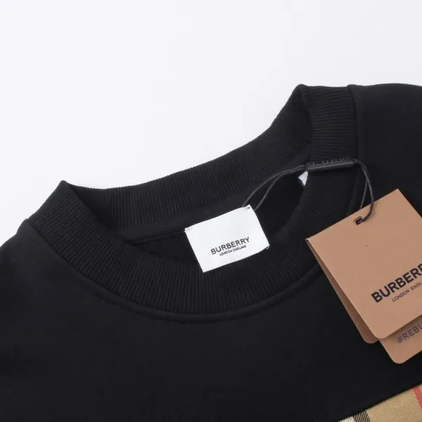 【2026】【BURBERRY  公式旗艦店】バーバリー丸首の衛衣 スウェットご好評に付き再入荷！
