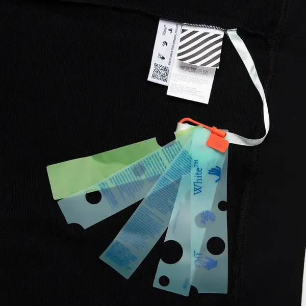 【2026】【OFF-WHITE  公式旗艦店】オフホワイトス丸首の衛衣ウェットご好評に付き再入荷！
