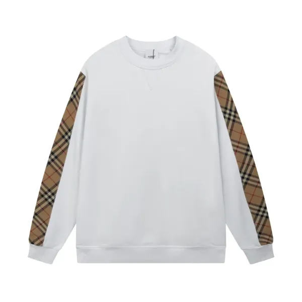 【2026】【BURBERRY  公式旗艦店】バーバリー丸首の衛衣 スウェットご好評に付き再入荷！