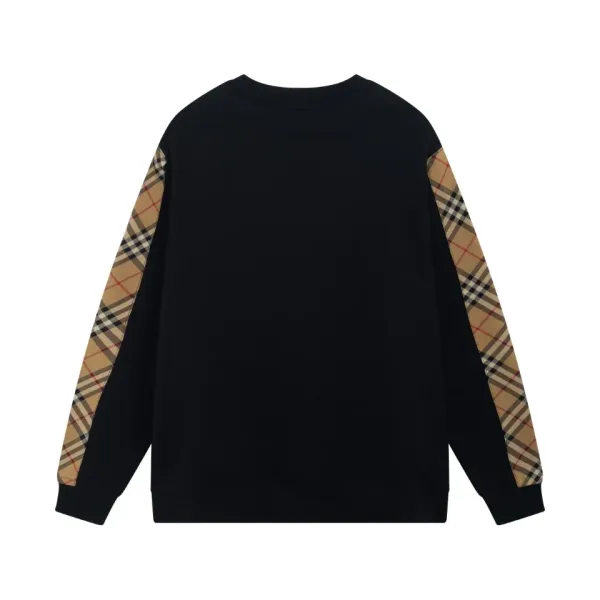 【2026】【BURBERRY  公式旗艦店】バーバリー丸首の衛衣 スウェットご好評に付き再入荷！