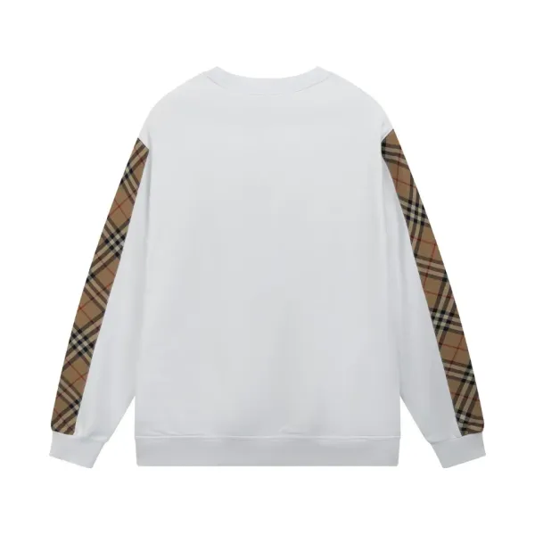 【2026】【BURBERRY  公式旗艦店】バーバリー丸首の衛衣 スウェットご好評に付き再入荷！