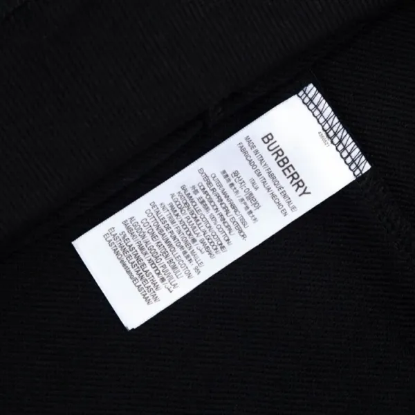 【2026】【BURBERRY  公式旗艦店】バーバリー丸首の衛衣 スウェットご好評に付き再入荷！