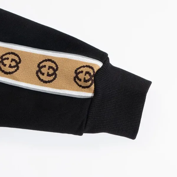 【2026】【GUCCI  公式旗艦店】グッチ  パーカー スウェットご好評に付き再入荷！